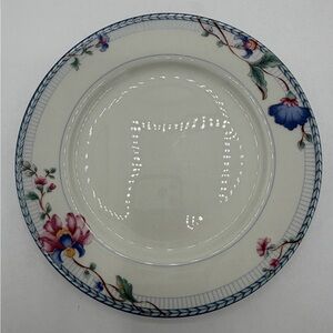 Oneida Blue Lattice Bread & Butter Plates (Set of 2) Floral Cottagecore Farm